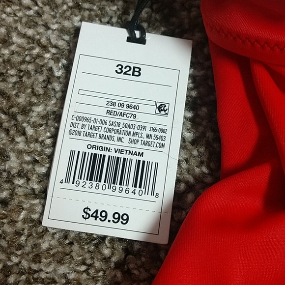 Swimsuit - Picture 6 of 7